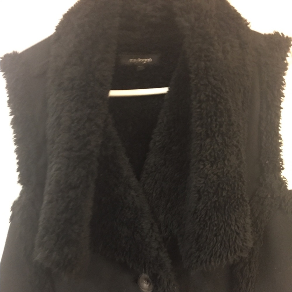 Black suede/Fury Vest